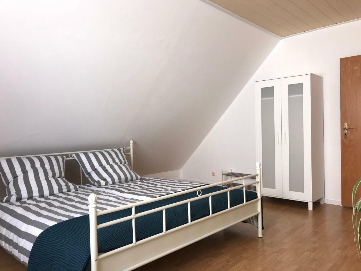 Ferienwohnung Jutta U. Andreas Arenz Minderlittgen エクステリア 写真